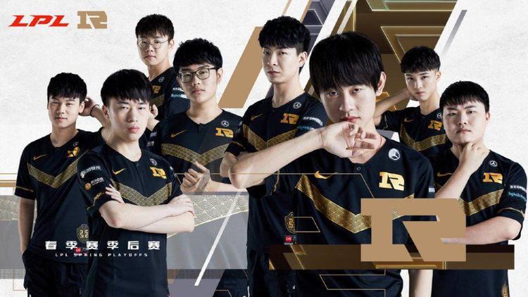 现了锋线的 现了锋线的