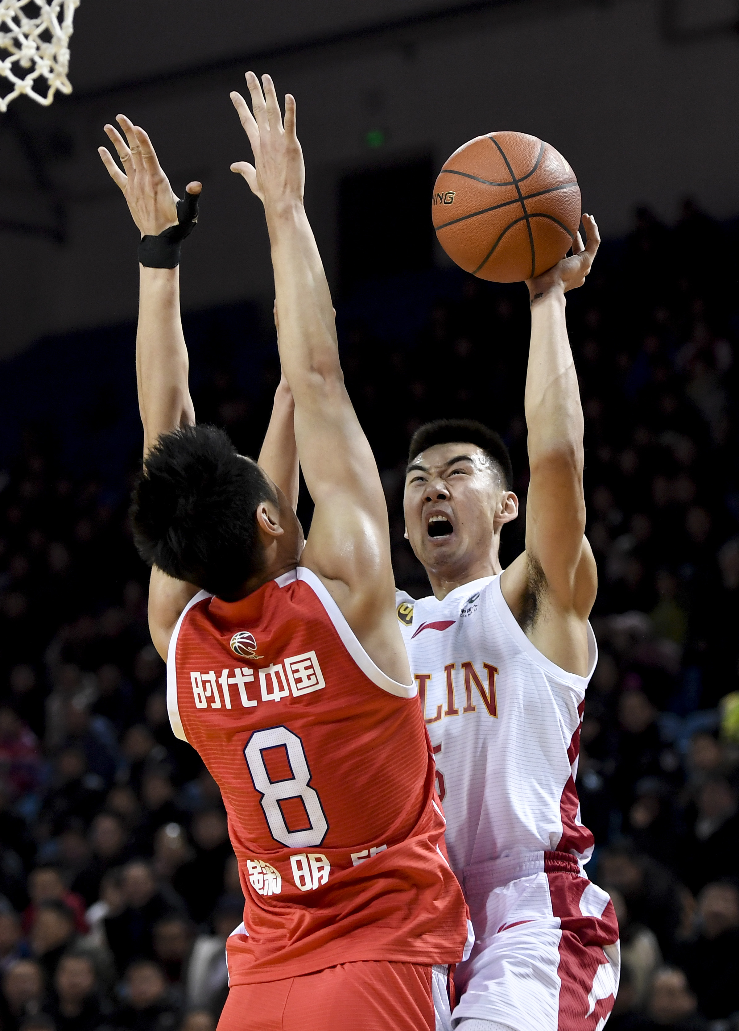 下午则聚焦 下午则聚焦