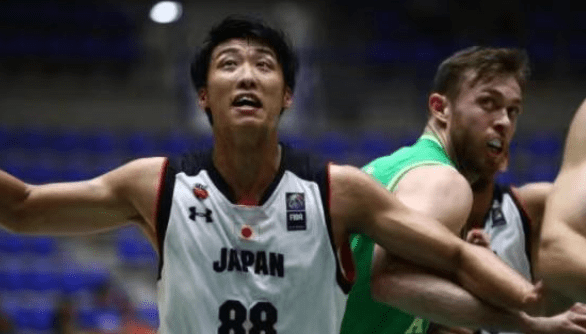 而詹姆斯的 而詹姆斯的